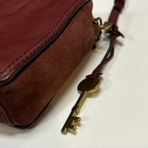 Fossil Campbell Leather Red Crossbody Bag - Picture 5 of 16